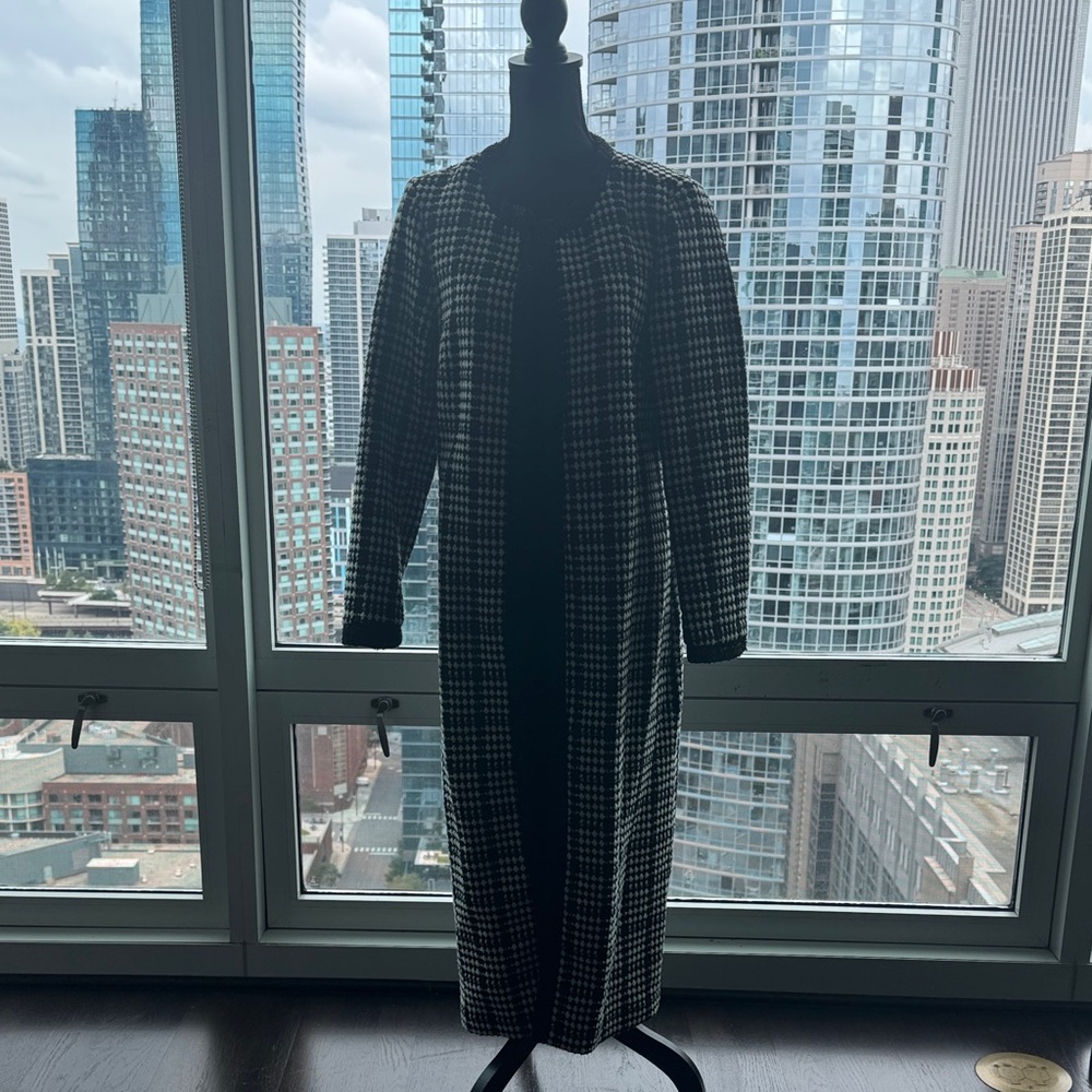 VENUS Black and White Houndstooth Long Sleeve Jacket